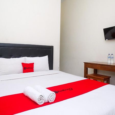 Reddoorz Syariah Near Pakuwon Mall Jogja Kejayan Extérieur photo