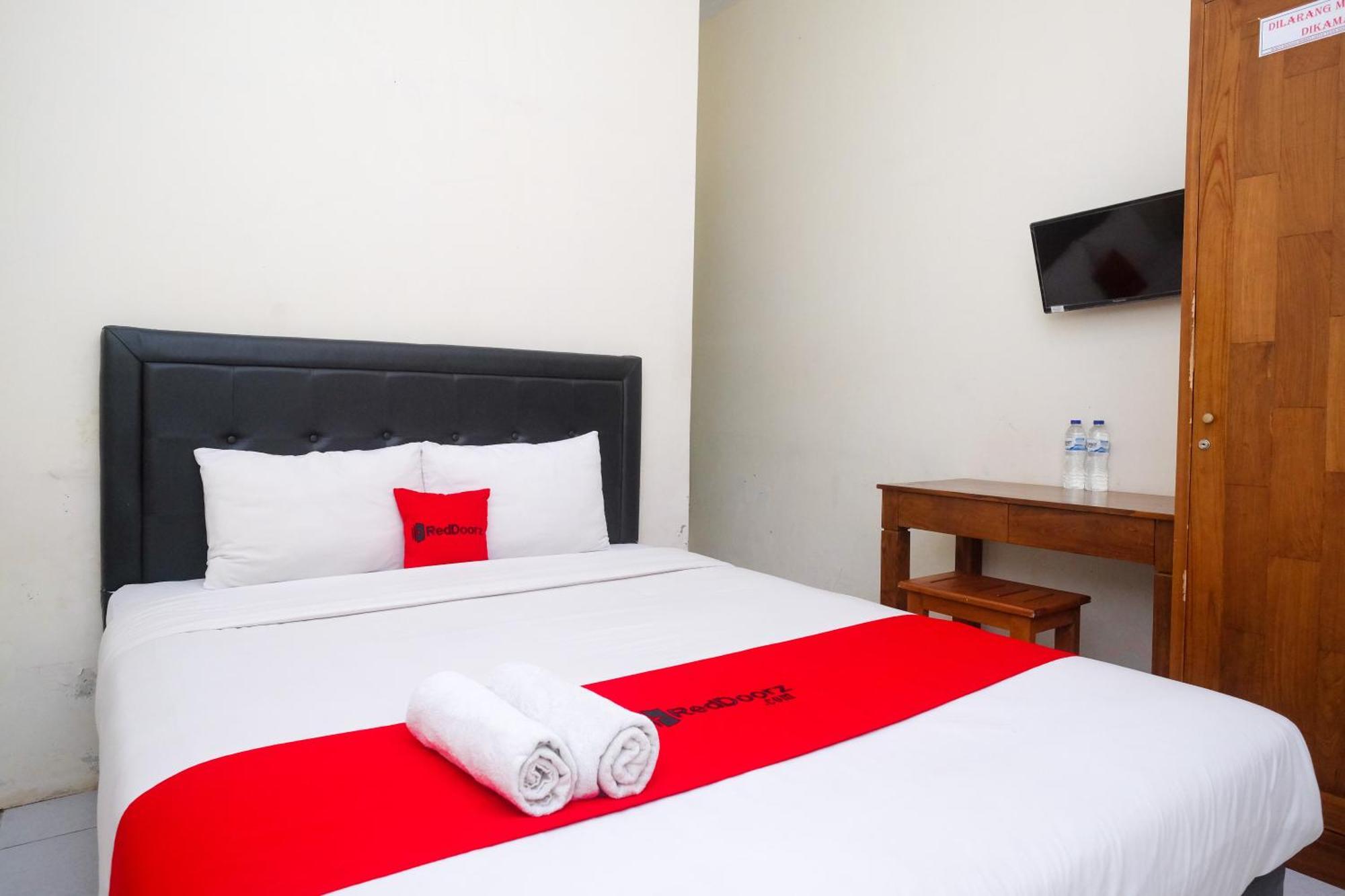 Reddoorz Syariah Near Pakuwon Mall Jogja Kejayan Extérieur photo