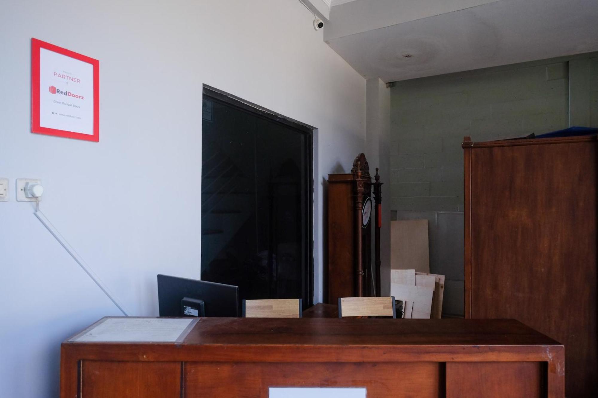 Reddoorz Syariah Near Pakuwon Mall Jogja Kejayan Extérieur photo
