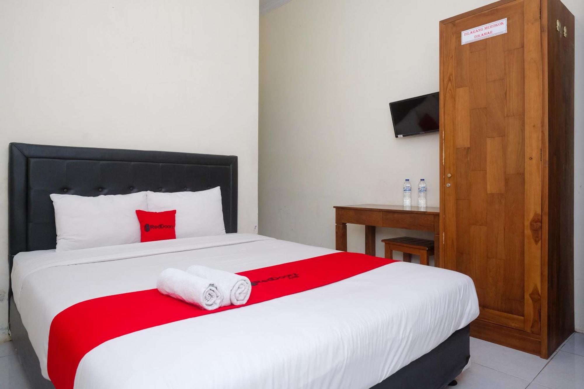 Reddoorz Syariah Near Pakuwon Mall Jogja Kejayan Extérieur photo
