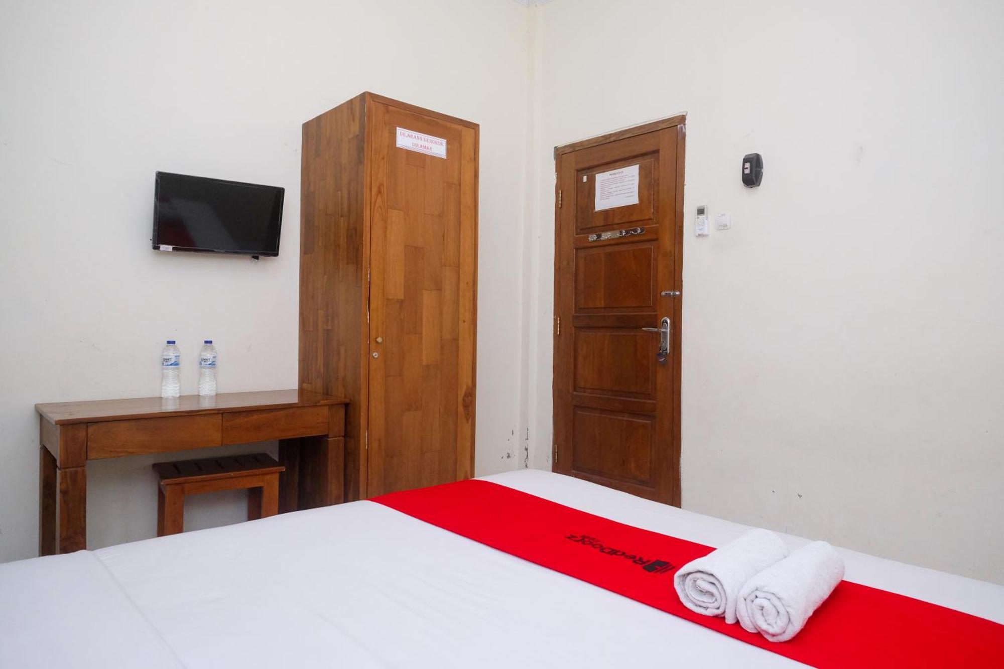 Reddoorz Syariah Near Pakuwon Mall Jogja Kejayan Extérieur photo