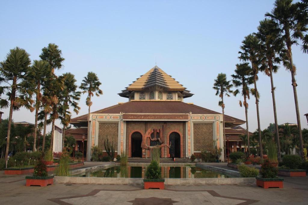 Reddoorz Syariah Near Pakuwon Mall Jogja Kejayan Extérieur photo